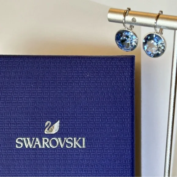 Authentic Swarovski MINI Bella Blue Crystal Bezel Rhodium Lever Back Earrings - Picture 9 of 16